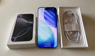 iPhone 16 Pro 256 GB Titanio Blanco