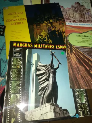 Lote 10 Vinilos Clásica y Militar