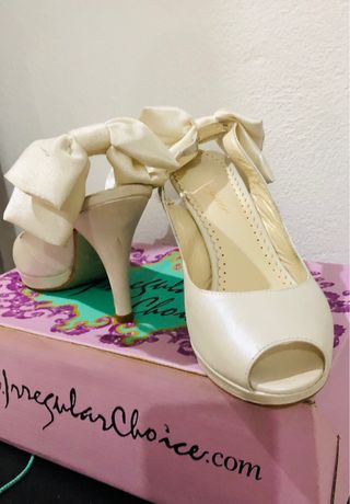 Zapatos de Novia Irregular Choice Beige
