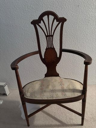 Silla madera tallada vintage