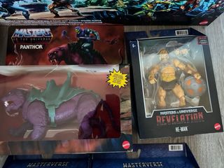 Castillo Grayskull y figuras Masters Universe