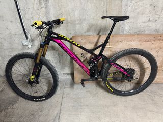 Bicicleta Enduro MOONRAKER
