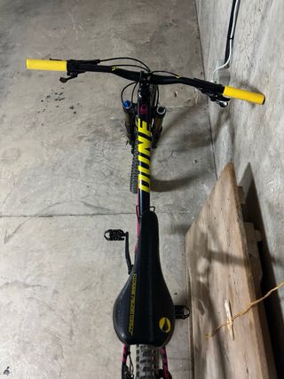 Bicicleta Enduro MOONRAKER