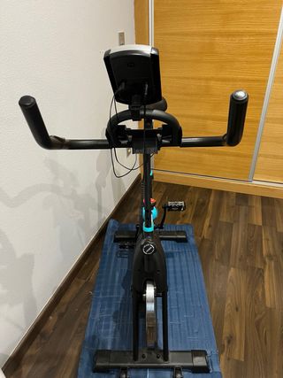 Bici estática Cecotec robusta y silenciosa