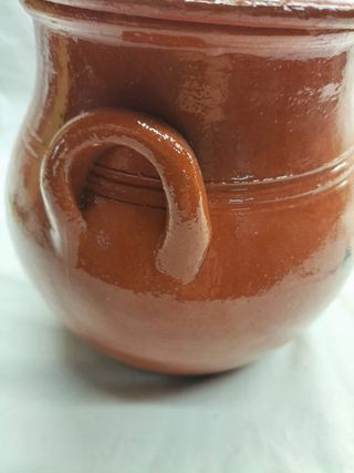 Pote de barro para azeitonas