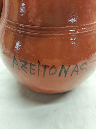 Pote de barro para azeitonas