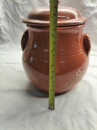 Pote de barro para azeitonas