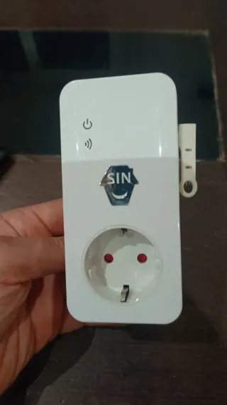 Enchufe GSM con sensor de temperatura