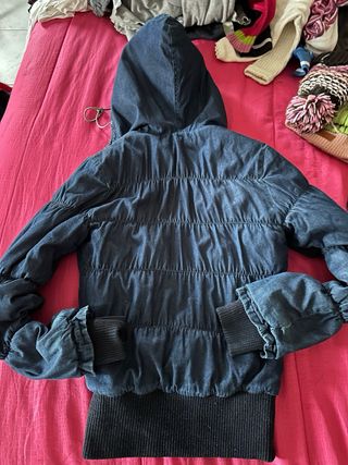 Piumino ONLY blu con cappuccio