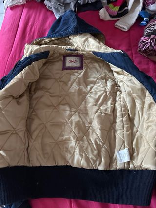 Piumino ONLY blu con cappuccio