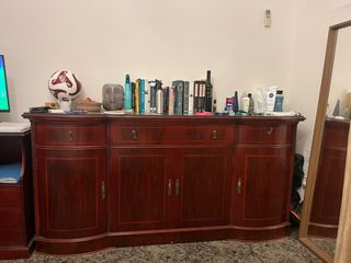 Mueble de salón madera oscura