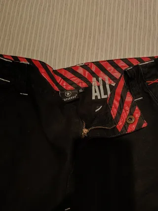 Bermudas Converse Negras