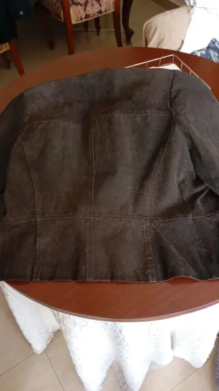 Chaqueta de ante marrón