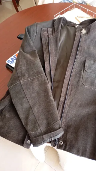 Chaqueta de ante marrón