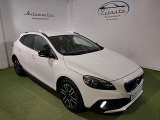 Volvo V40 Cross Country 2.0 D3 150 Plus