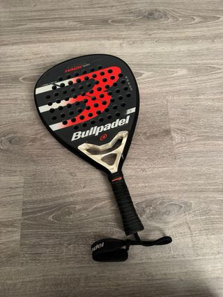 Pala de pádel Bullpadel HACK Comfort