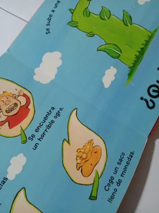 ¿Quién es? ¡Los tres cerditos!: Un libro de adi...