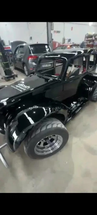 Coche de circuito Legends