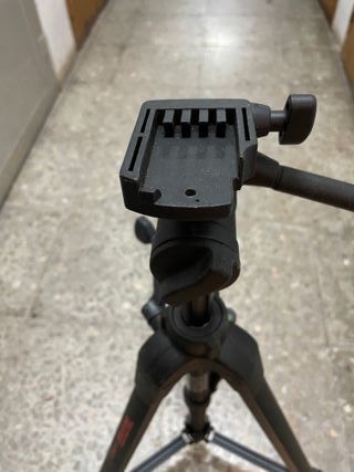 Trípode Tristar Negro