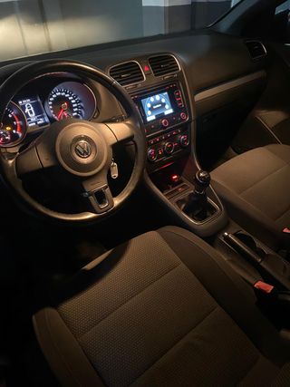 Volkswagen Golf Cabrio 2013