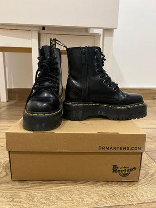 Botas Dr. Martens con plataforma negras
