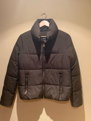 Cazadora acolchada marrón