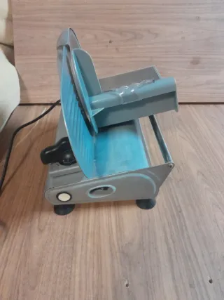 Cortafiambres eléctrico