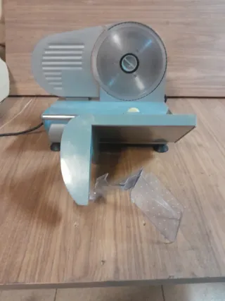 Cortafiambres eléctrico