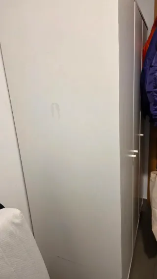 Armario Kleppstad 3 puertas + 2 baldas