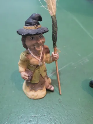 Figuras Halloween Brujas (6)