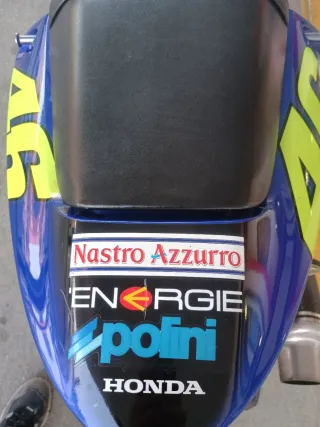 Honda CBR 600 Ed. Valentino Rossi. Año 2003.