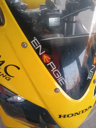 Honda CBR 600 Ed. Valentino Rossi. Año 2003.