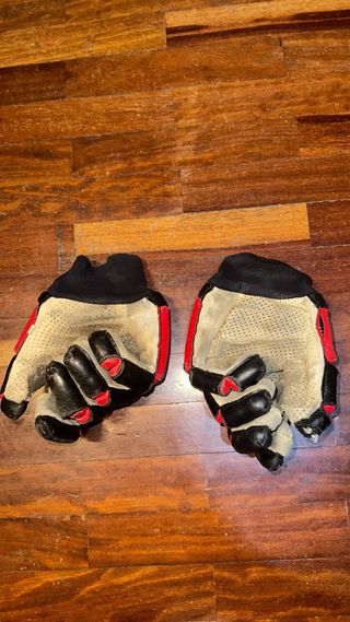 Guantes Hockey Patines Reno Rojo/Negro