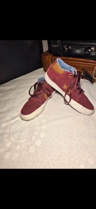 Lote Zapatillas Converse 39 y Camiseta Beige XL