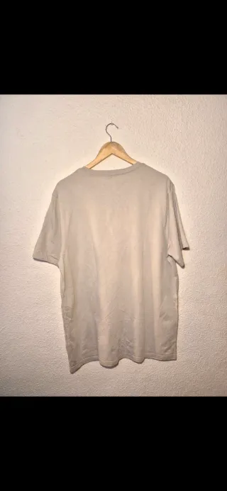 Lote Zapatillas Converse 39 y Camiseta Beige XL