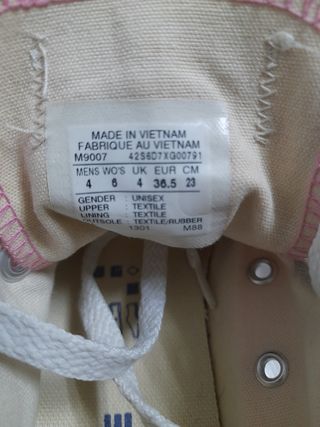 Playeras Converse rosas