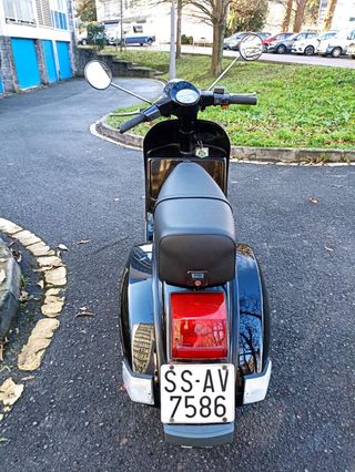 Vespa PX 200 IRIS