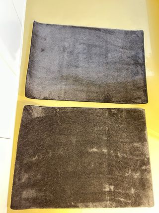 Pareja alfombras pie de cama tela