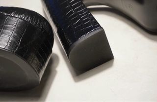 Tacchi Castañer neri con piattaforma