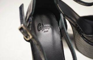 Tacchi Castañer neri con piattaforma