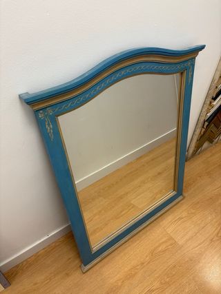 Espejo grande pintado azul y dorado