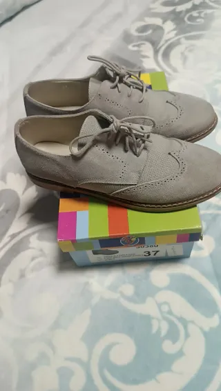 Traje de comunión niño gris,marca Busstop,talla 9