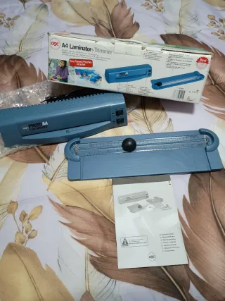 Plastificatrice CBC PHOTO A4 + Trimmer