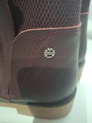 Botines mujer granate