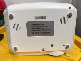 Proyector LED ABOX Blanco y Negro Regalo cable