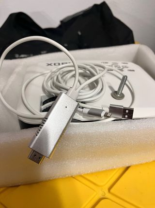 Proyector LED ABOX Blanco y Negro Regalo cable