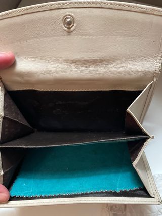 Cartera Burberry Roja y Beige