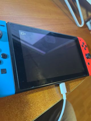 Nintendo Switch Azul y Rojo