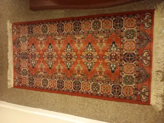 Alfombra de lana tejida a mano