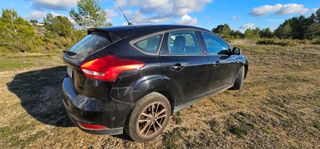 Ford Focus 2017 con navegador michelin